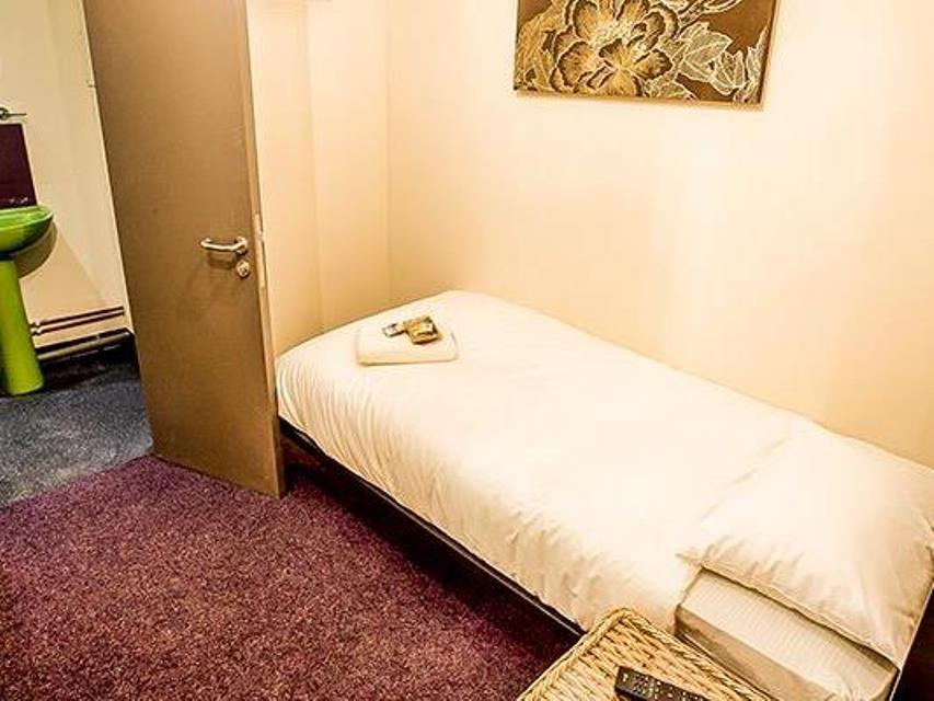 Victoria Warehouse Hotel Салфорд Екстериор снимка