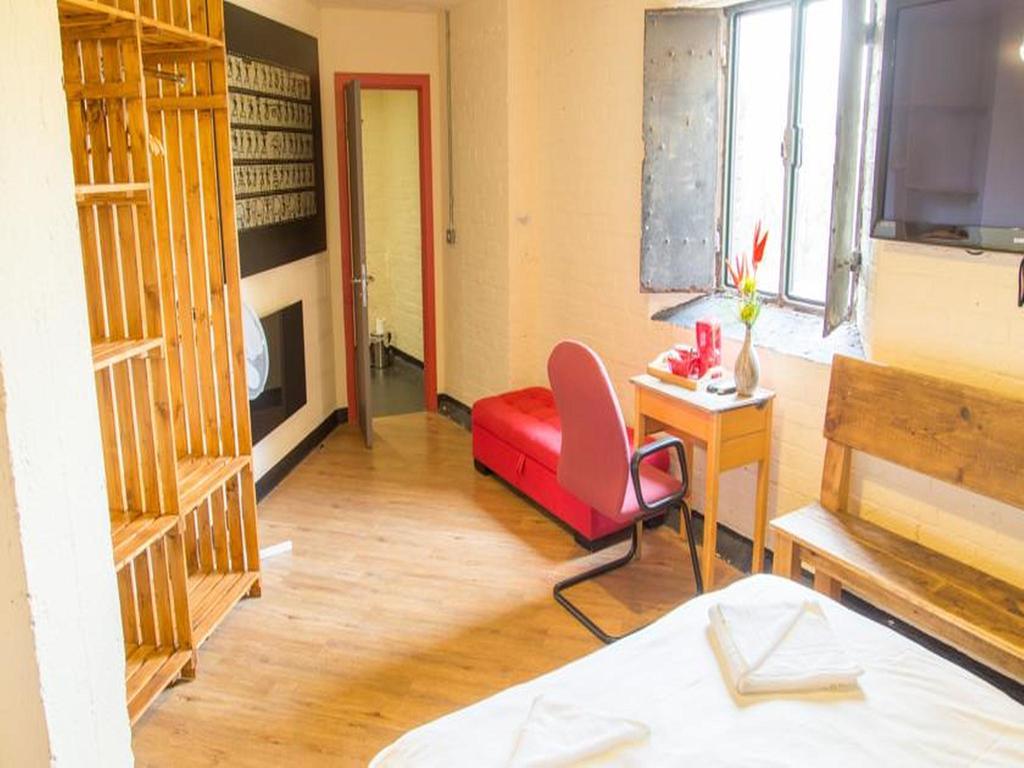 Victoria Warehouse Hotel Салфорд Екстериор снимка